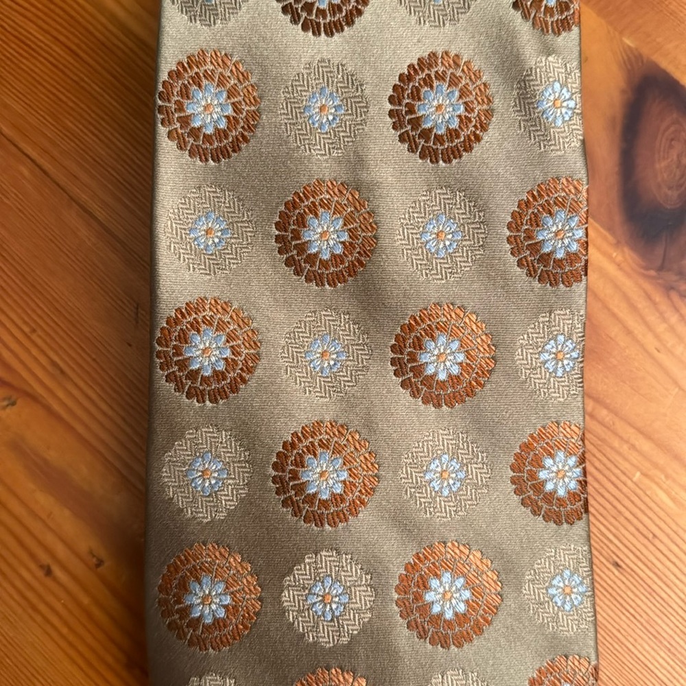 Necktie